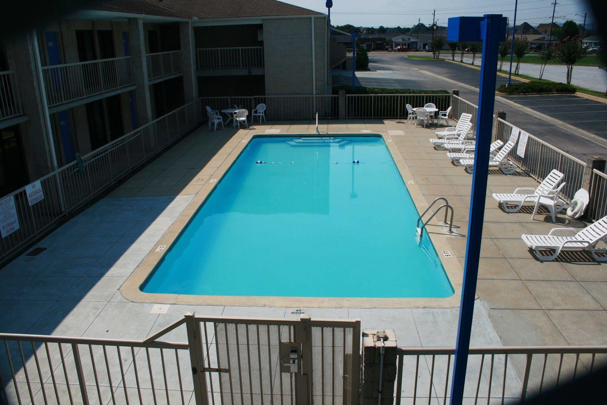 Red Roof Inn Gadsden Dış mekan fotoğraf